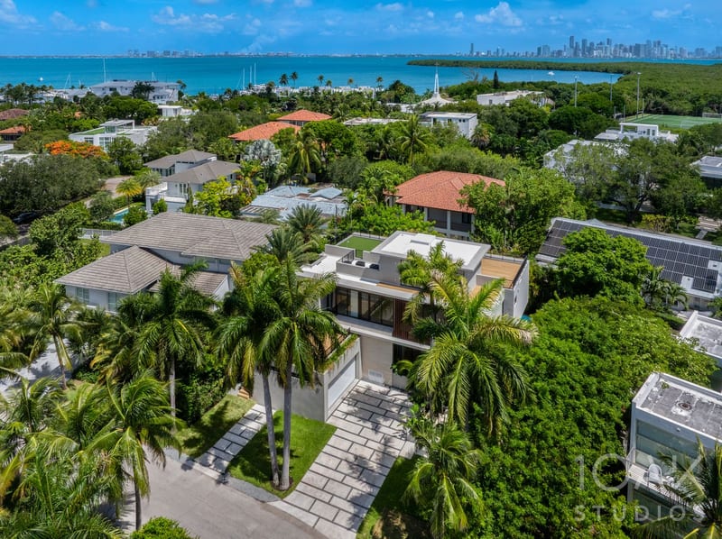 aerial · 165-hampton