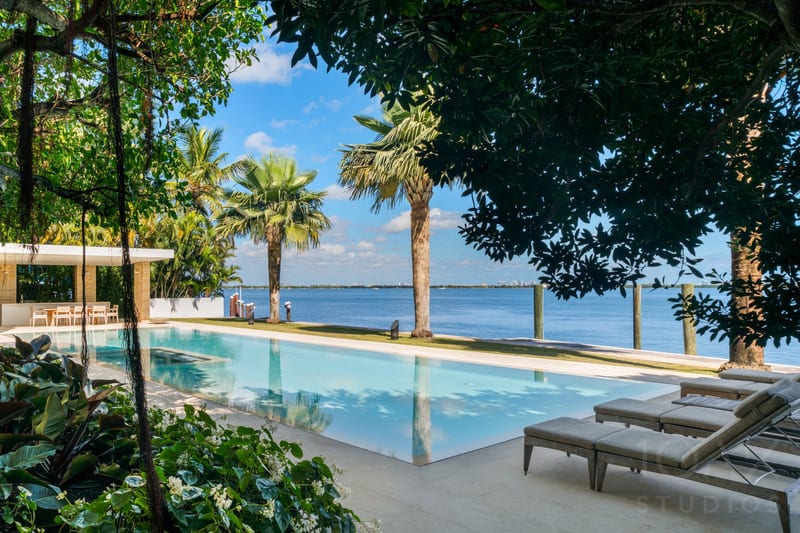 amenities · 1429-n-venetian-way