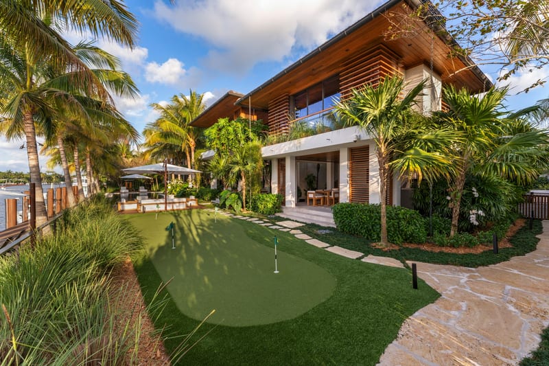 exterior · 625-reinante-ave