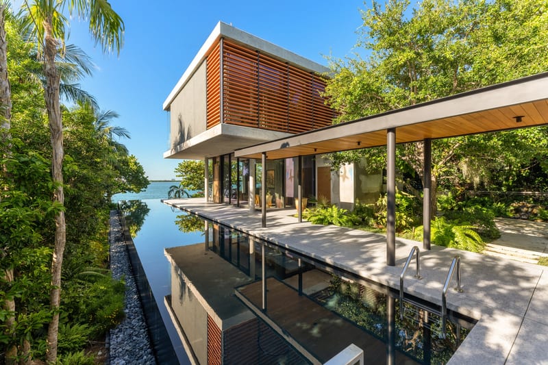 exterior · 845-e-dilido-dr