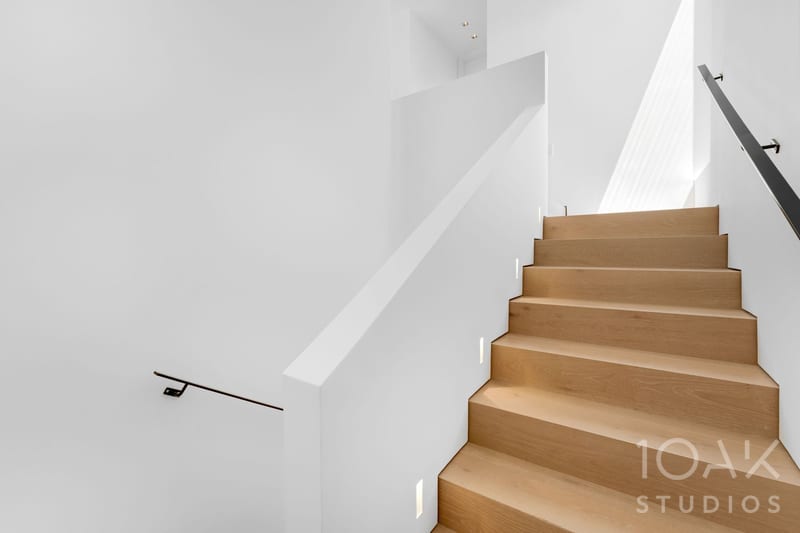 interior · 165-hampton
