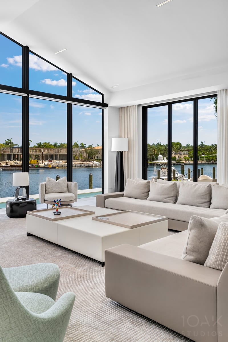 interior · 565-reinante-ave
