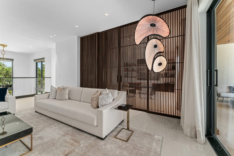 interior · 565-reinante-ave